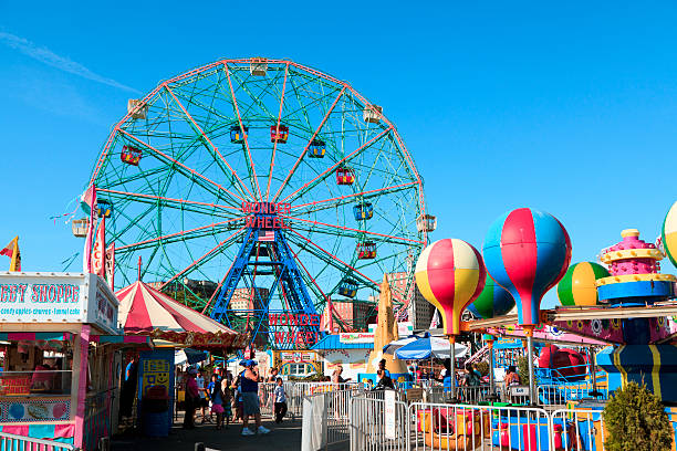 Top 6 Underrated US Amusement Parks for Parents