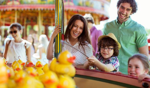 How to Save Money in Theme Parks